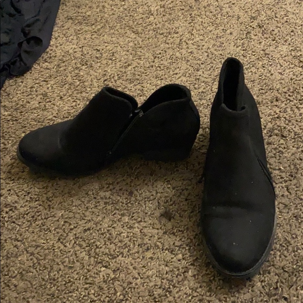 Wedge boots